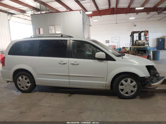 2C4RDGCG4GR384958 Dodge Grand Caravan Sxt