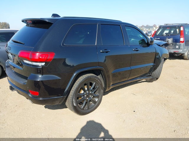 1C4RJFAG0MC797602 Jeep Grand Cherokee Laredo X 4x4
