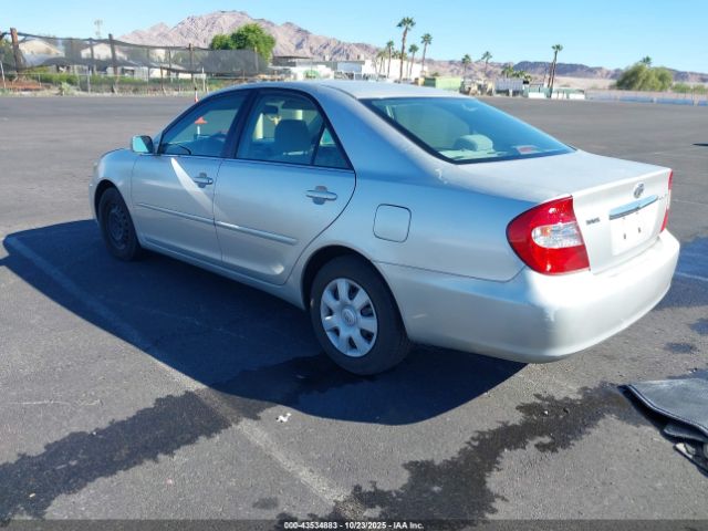 2004 TOYOTA CAMRY 4T1BE32K84U887013 Photo 2