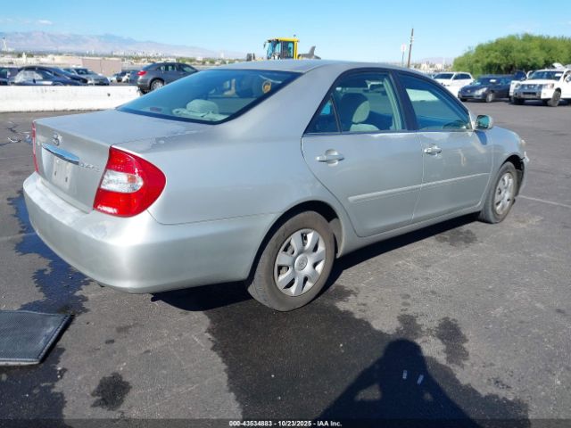 2004 TOYOTA CAMRY 4T1BE32K84U887013 Photo 3