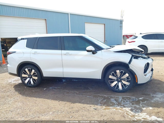 JA4J3VA8XSZ019693 Mitsubishi Outlander Se 2.5 2wd