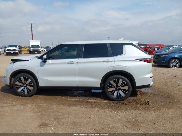 JA4J3VA8XSZ019693 Mitsubishi Outlander Se 2.5 2wd