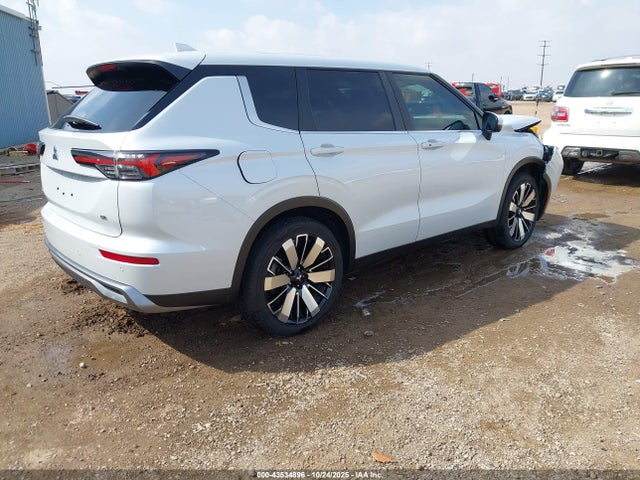 JA4J3VA8XSZ019693 Mitsubishi Outlander Se 2.5 2wd