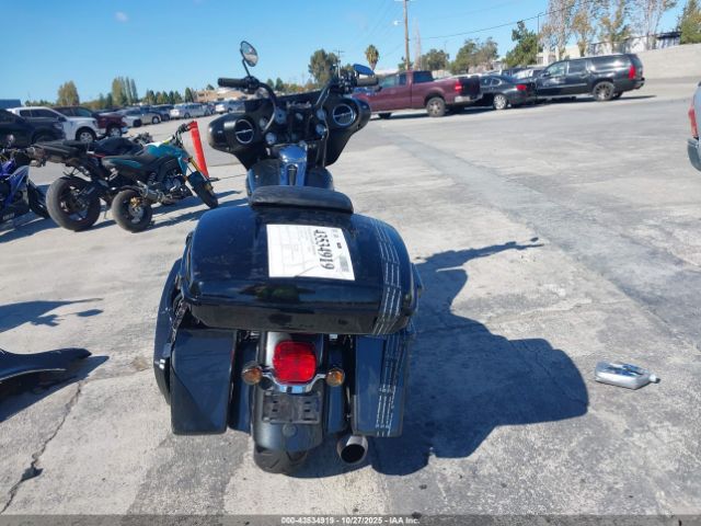 2009 HARLEY-DAVIDSON FLHX 1HD1KB4399Y649825 Photo 5