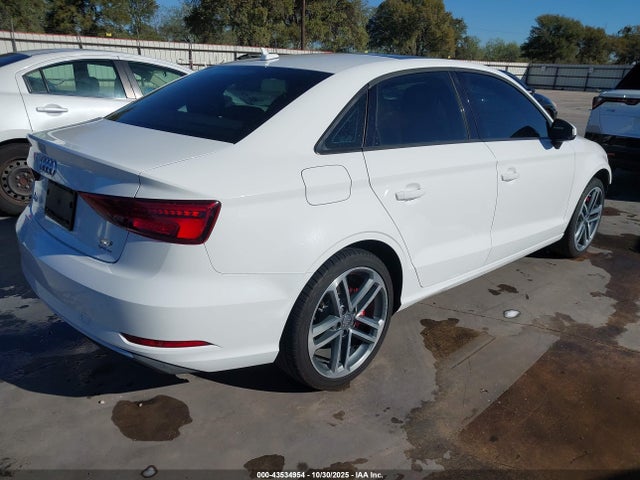 2018 AUDI A3 WAUAUGFF5J1087285 Photo 3