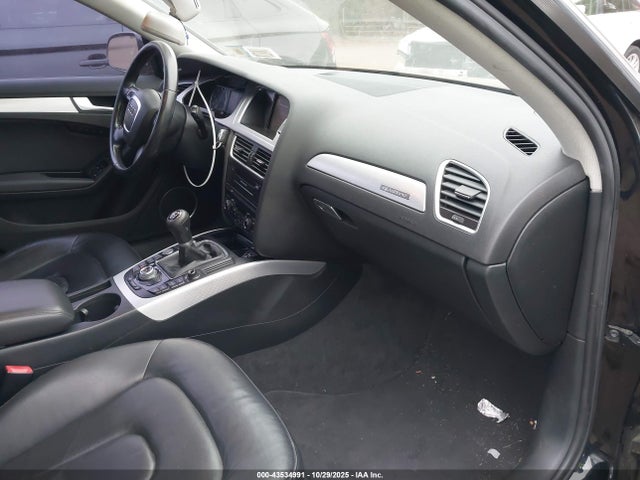 2011 AUDI A4 WAUMFBFL9BN044384 Photo 4