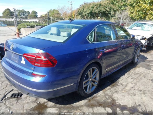 2017 VOLKSWAGEN PASSAT 1VWDT7A31HC021294 Photo 3