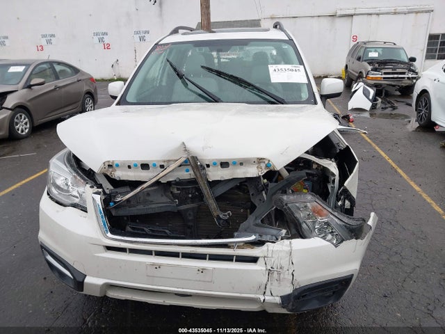 JF2SJAGC2JH470563 Subaru Forester 2.5i Premium