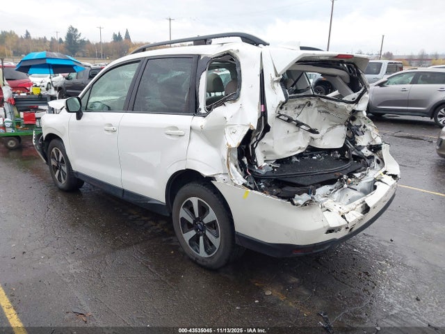 JF2SJAGC2JH470563 Subaru Forester 2.5i Premium