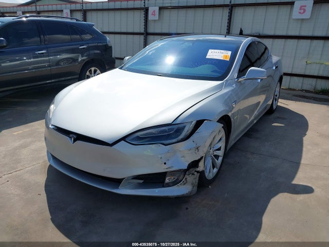 Продаж на аукціоні авто 2017 Tesla Model S 60/75, vin: 5YJSA1E10HF220331, номер лоту: 43535075