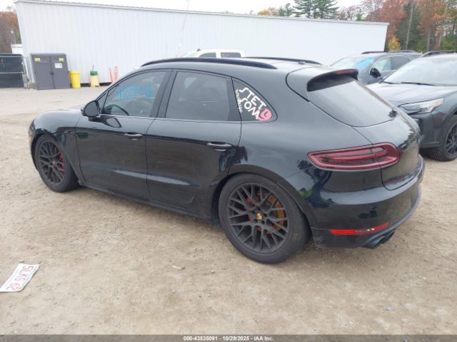 2018 PORSCHE MACAN WP1AG2A59JLB60351 Photo 2