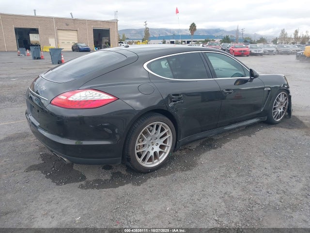 2010 PORSCHE PANAMERA WP0AB2A77AL064087 Photo 3