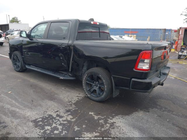 2023 RAM 1500 1C6SRFFT0PN581071 Photo 2