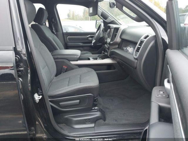 2023 RAM 1500 1C6SRFFT0PN581071 Photo 4