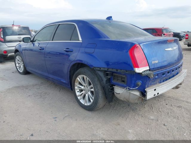 2018 CHRYSLER 300 2C3CCAAG3JH275336 Photo 2