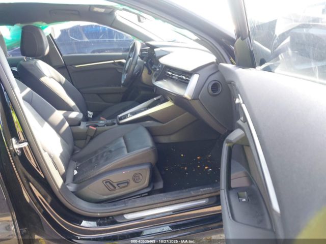 2024 AUDI A3 WAUGUDGY5RA088778 Photo 4