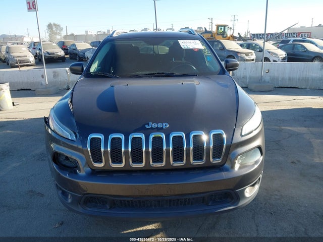 1C4PJMCS5EW269857 Jeep Cherokee Latitude
