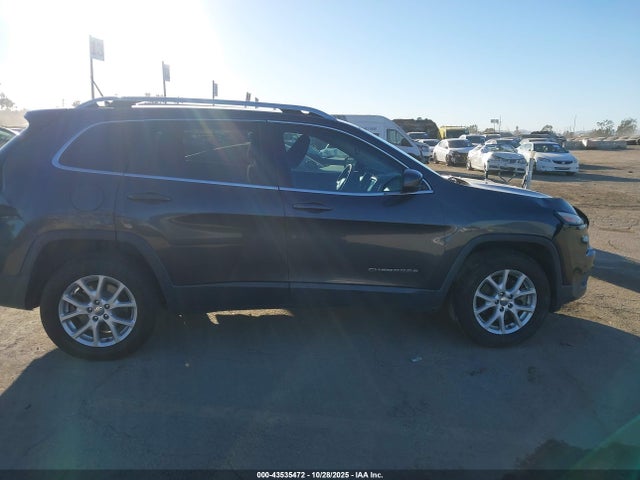 1C4PJMCS5EW269857 Jeep Cherokee Latitude
