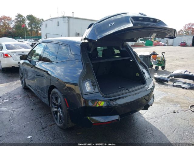 2022 BMW IX WB523CF04NCK84422 Photo 2