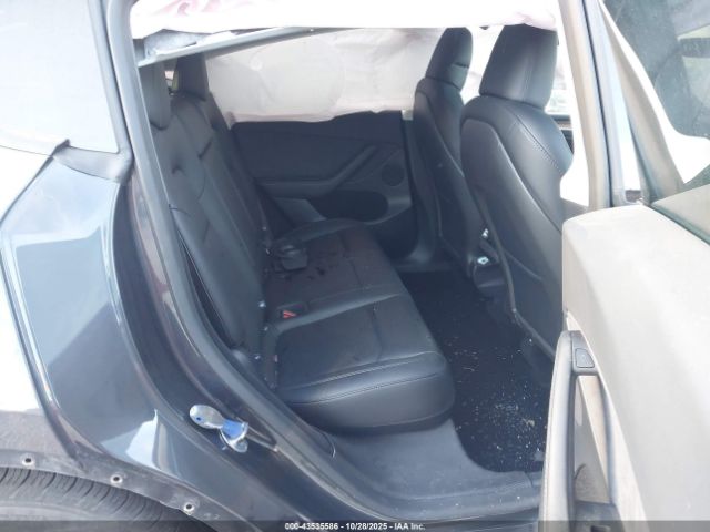 2025 TESLA MODEL Y 7SAYGDEEXSF224278 Photo 7