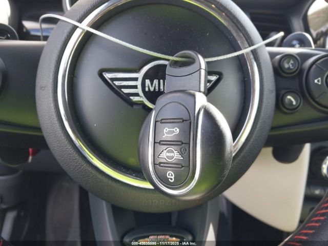 2019 MINI CONVERTIBLE WMWWG9C58K3E39787 Photo 10