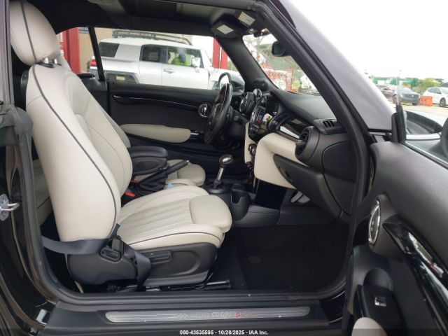 2019 MINI CONVERTIBLE WMWWG9C58K3E39787 Photo 4