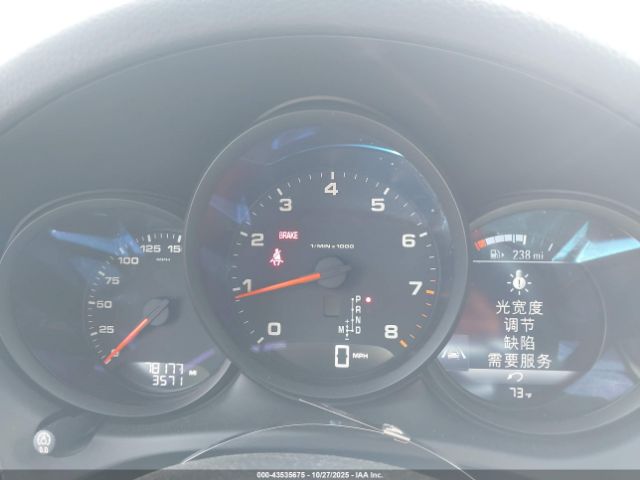 2018 PORSCHE MACAN WP1AA2A51JLB09508 Photo 6