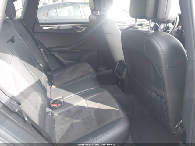 2018 PORSCHE MACAN WP1AA2A51JLB09508 Photo 7