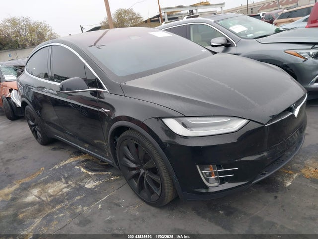 2021 TESLA MODEL X 5YJXCBE46MF322680 Photo 0