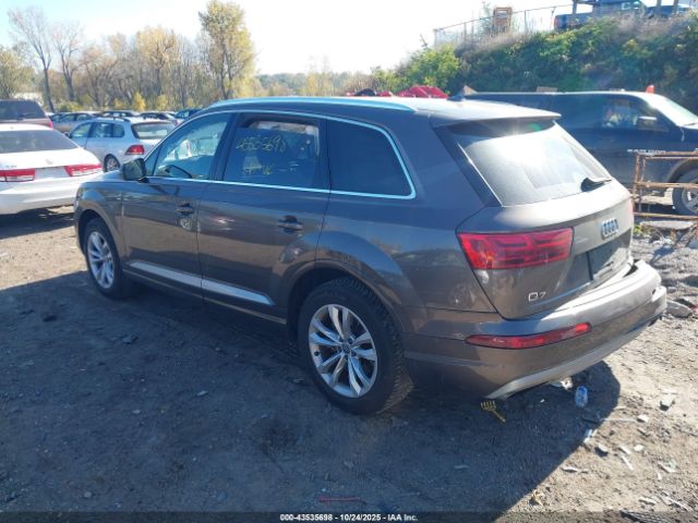 2018 AUDI Q7 WA1LAAF74JD037321 Photo 2