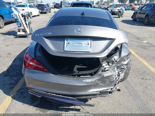 Mercedes-Benz CLA 250 2018 WDDSJ4EB0JN668866 Image 16