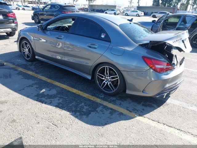 Mercedes-Benz CLA 250 2018 WDDSJ4EB0JN668866 Image 3