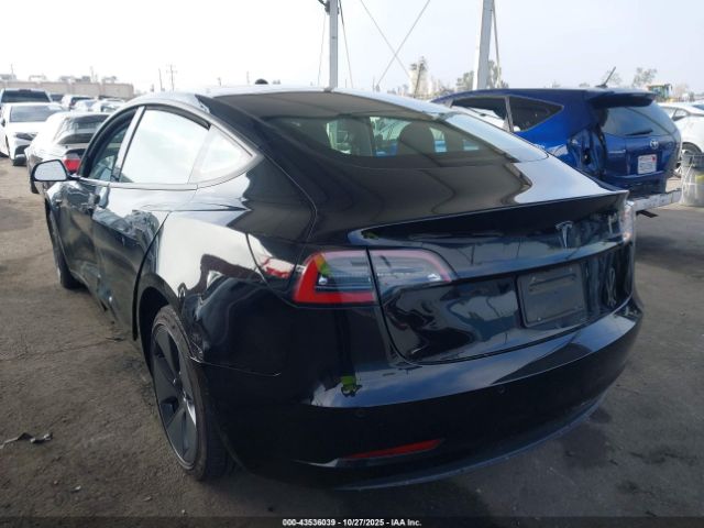 2021 TESLA MODEL 3 5YJ3E1EA7MF939983 Photo 2