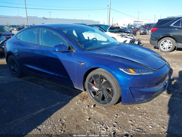 2025 TESLA MODEL 3 5YJ3E1ET7SF062961 Photo 0