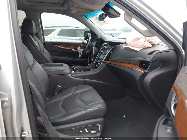 2017 CADILLAC ESCALADE 1GYS3BKJ0HR251510 Photo 4