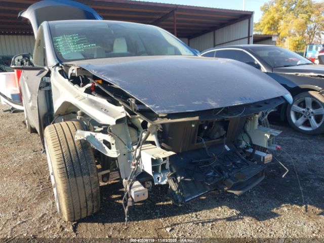 2026 TESLA MODEL Y 7SAYGDEEXTF322678 Photo 5