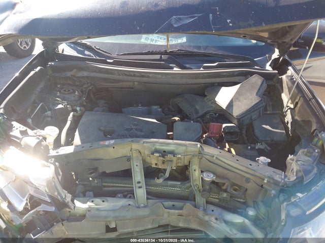 2016 MITSUBISHI OUTLANDER JA4AD3A30GZ059505 Photo 9