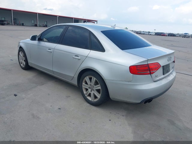 2011 AUDI A4 WAUBFAFL4BA076653 Photo 2