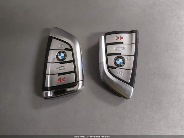 WBAJE5C57KG919771 BMW 540I