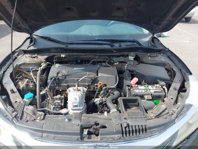 Honda ACCORD LX 2017 1HGCR2F35HA115278 Image 10