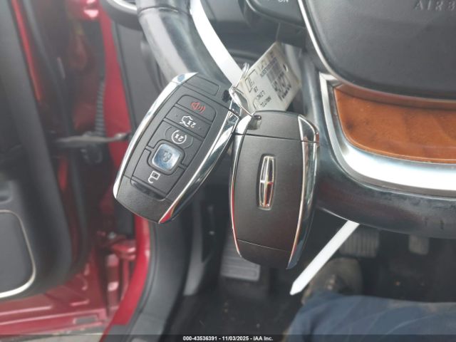 2019 LINCOLN NAUTILUS 2LMPJ8L92KBL52874 Photo 10