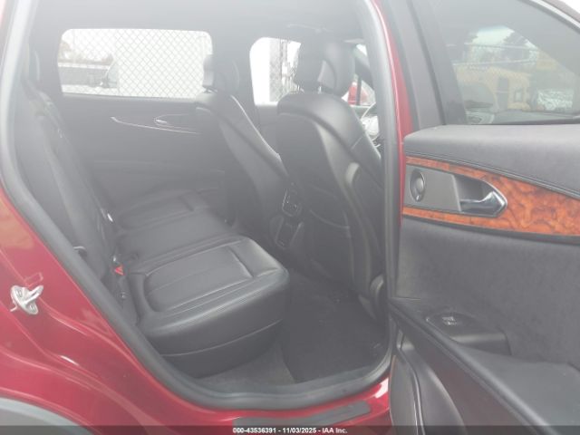 2019 LINCOLN NAUTILUS 2LMPJ8L92KBL52874 Photo 7