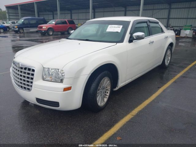 2010 CHRYSLER 300 2C3CA4CD7AH221743 Photo 1