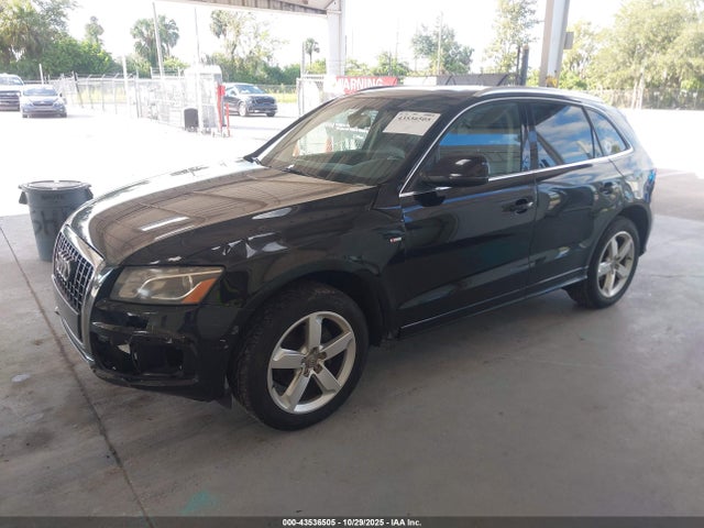 2011 AUDI Q5 WA1DKAFPXBA060431 Photo 1