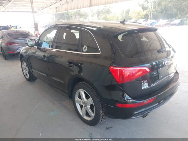 2011 AUDI Q5 WA1DKAFPXBA060431 Photo 2