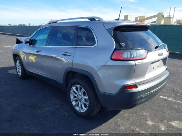 2019 JEEP CHEROKEE 1C4PJLCB8KD246574 Photo 2