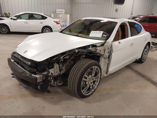 2013 PORSCHE PANAMERA WP0AA2A73DL011801 Photo 1