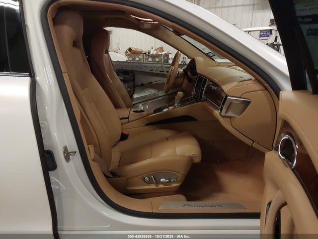 2013 PORSCHE PANAMERA WP0AA2A73DL011801 Photo 4