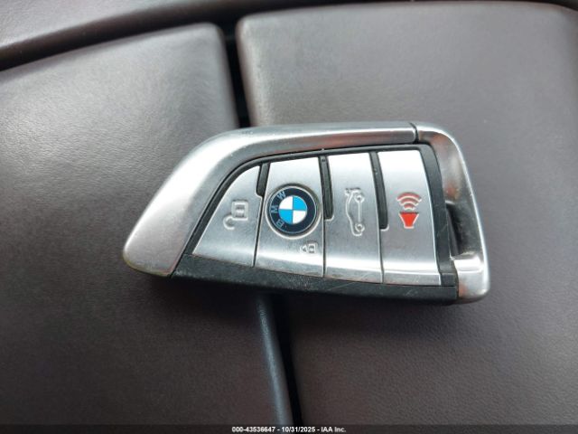 2017 BMW 740I WBA7E4C55HGU99537 Photo 10