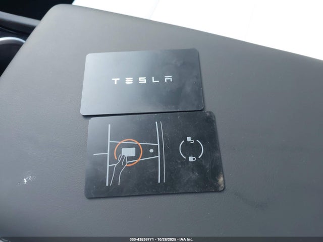 2025 TESLA MODEL 3 5YJ3E1EA5SF039855 Photo 10
